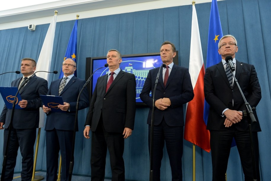 Konferencja prasowa przedstawicieli Gabinetu Cieni Platformy Obywatelskiej /Marcin Obara /PAP