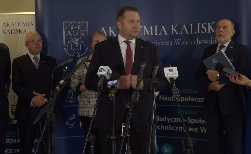 kalisz-powstanie-uniwersytet-kaliski-konferencja-przemys-awa-czarnka