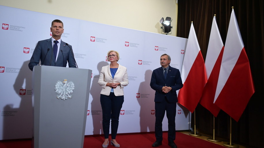 Konferencja prasowa w Ministerstwie Edukacji Narodowej / 	Marcin Obara  /PAP