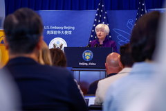 Konferencja prasowa w Pekinie z udziałem sekretarz skarbu USA Janet Yellen.