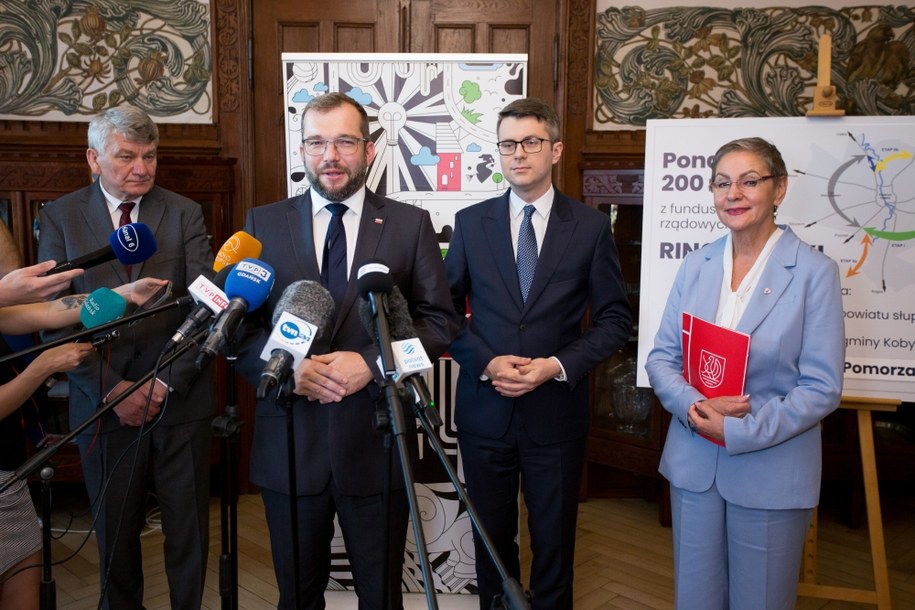 Konferencja prasowa w Urzędzie Miasta Słupska /Jan Dzban /PAP