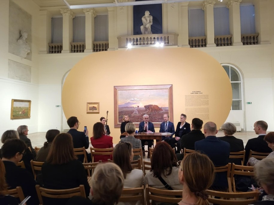 Konferencja przed otwarciem wystawy dzieł Józefa Chełmońskiego w Poznaniu /Beniamin Kubiak-Piłat /RMF FM