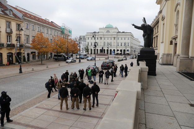 Konferencja Stowarzyszenia Młodzież Wszechpolska przed Kościołem Świętego Krzyża w Warszawie / 	Tomasz Gzell    /PAP