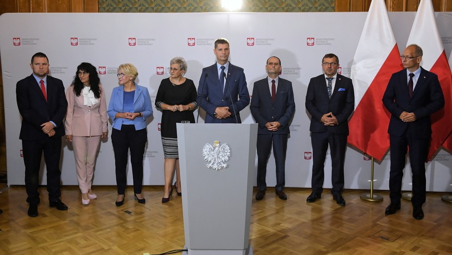 Konferencja w Ministerstwie Edukacji Narodowej / 	Radek Pietruszka   /PAP