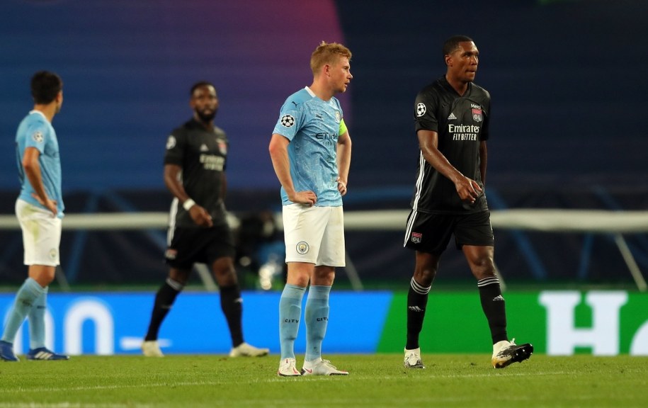 Konfrontacja Manchesteru City i Olympique Lyon zakończyła się sensacyjnym wynikiem /Miguel A. Lopes / POOL /PAP/EPA