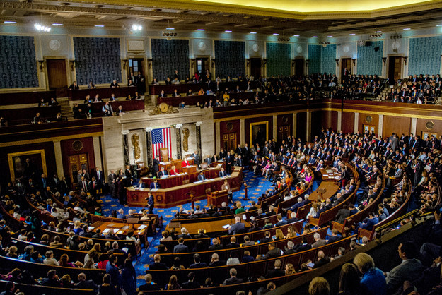 Kongres USA przyjął pakiet 45 mld dolarów pomocy dla Ukrainy