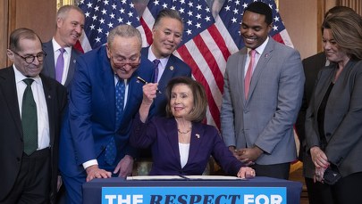 Kongres USA przegłosował ustawę kodyfikującą prawo do zawierania małżeństw jednopłciowych