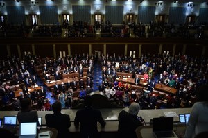 Kongres USA przyjął ustawę o inwestycjach wartych ponad bilion dolarów