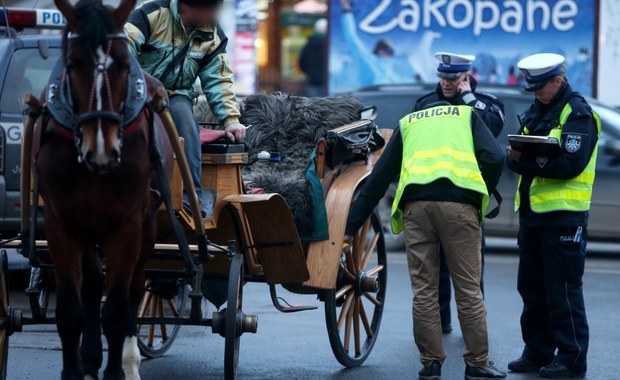 Konie spłoszyły się na Krupówkach. Trzy osoby są ranne