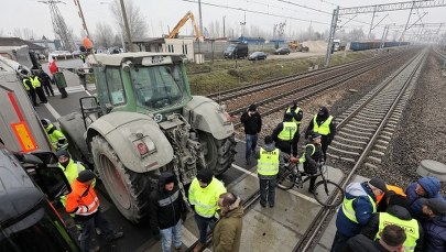 Koniec blokady na torach. Podwykonawcy Astaldi rozmawiają z koleją 