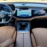 Koniec dotykowego sterowania i "upominania" kierowcy. Eksperci wymuszą zmiany