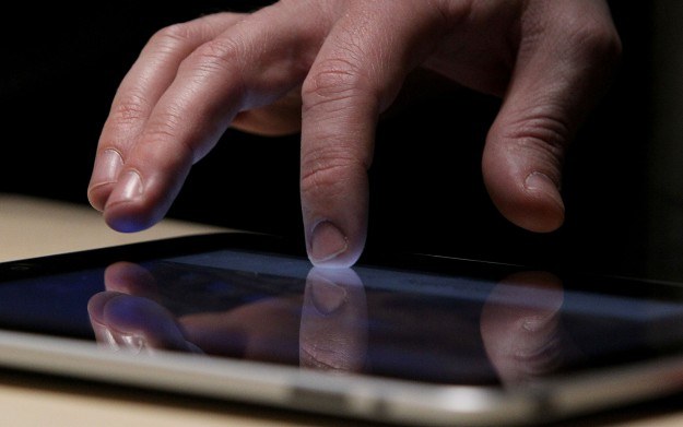 Koniec ery dotykowych ekranów? /AFP