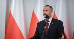 Koniec impasu? Ruch Nawrockiego ws. nominacji oficerskich