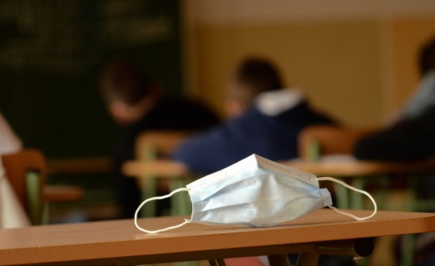 Koniec nauki zdalnej. Uczniowie z 11 województw wrócili do szkół 