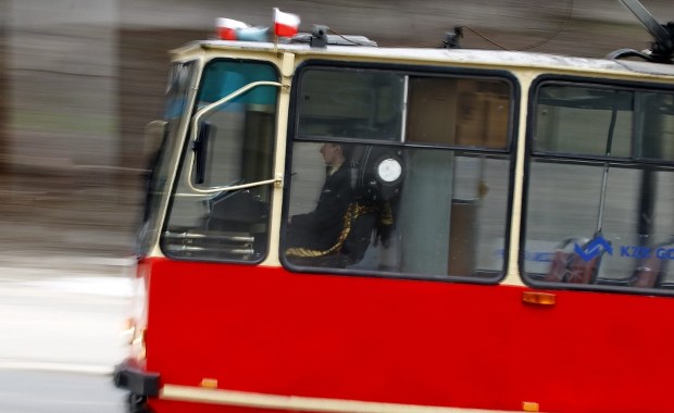 Koniec papierowych biletów na komunikację miejską w śląskiej aglomeracji