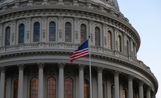 Koniec paraliżu w USA. Izba Reprezentantów przegłosowała ustawę