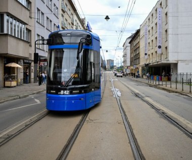 Koniec pilnego remontu. Tramwaje i autobusy wracają na ul. Starowiślną