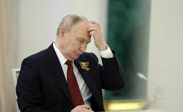 Koniec Putina blisko? "Rosyjska tradycja nie wybacza przegranej wojny"