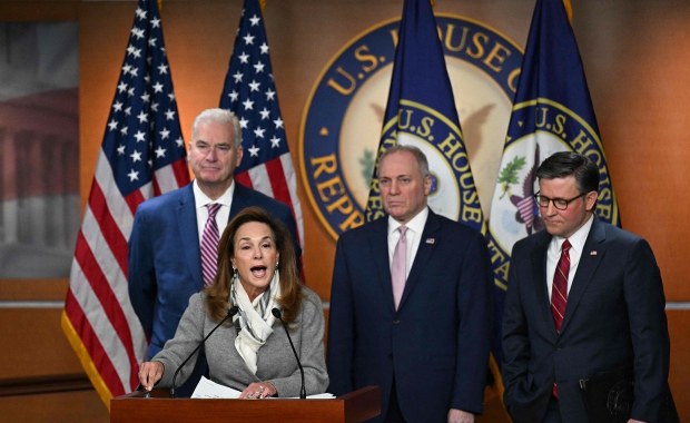 Koniec rządowego paraliżu w USA. Kongres przyjął pakiet budżetowy