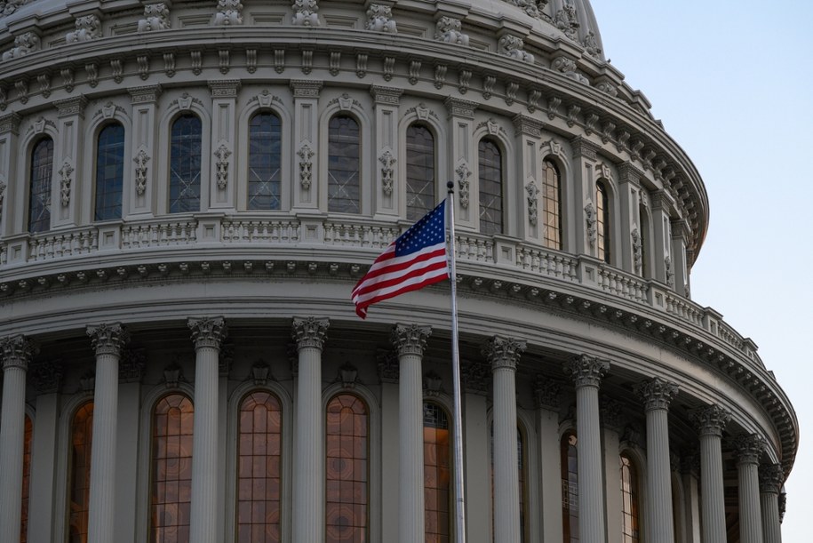Koniec paraliżu w USA. Izba Reprezentantów przegłosowała ustawę