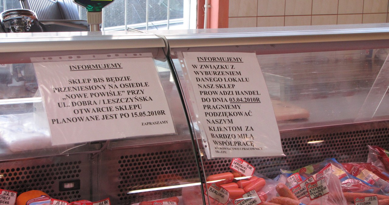 Koniec słynnego sklepu z filmu Stanisława Barei