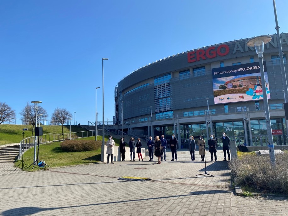 Koniec szczepień w Ergo Arena /Sylwia Kwiatkowska-Łaźniak /RMF MAXX