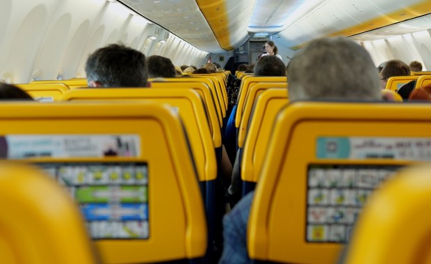 Koniec taniego latania? Ryanair kasuje setki lotów w 2026 roku