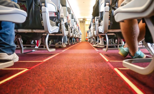 Koniec taniej linii lotniczej. Tysiące pasażerów muszą zmienić plany