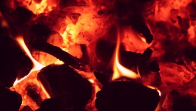 Koniec z kopciuchami? Od dziś nowe normy dot. ogrzewania w domach