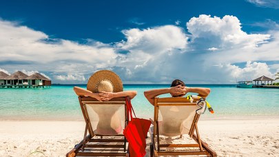 Koniec z kremami na plaży? Melanina z laboratorium ochroni nas przez cały urlop 