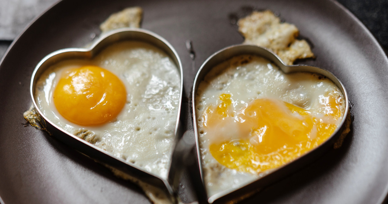 Koniec z mitem o cholesterolu! Jedz jedno jajko codziennie, a będziesz mieć zdrowsze serce /123RF/PICSEL
