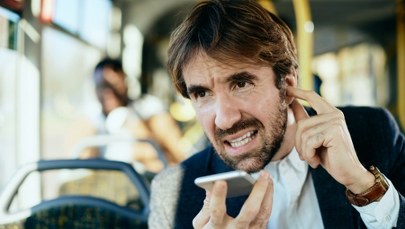 Koniec z takim używaniem telefonu w komunikacji miejskiej? Projekt gotowy