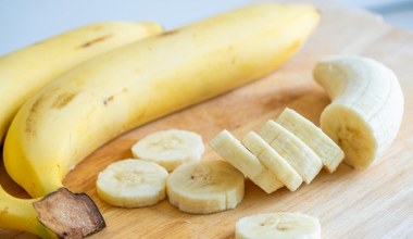 Koniec z wyrzucaniem zepsutych bananów. Tak w łatwy sposób je uratujesz