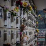 Koniec ze zmianą mieszkań w grobowce. Pekin wprowadził zakaz