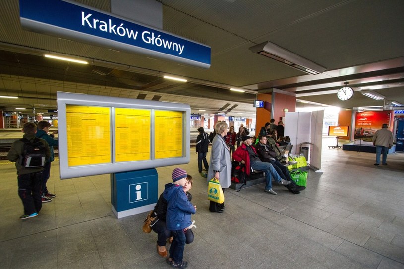 Konieczne było odwołanie czterech innych pociągów na linii Wieliczka – Kraków /Jan Graczyński /East News