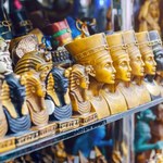 Koniecznie przywieź z wakacji w Egipcie. Przyniosą ci szczęście i dostatek