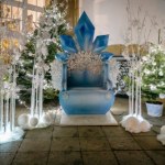 Koniecznie wybierz się tu w grudniu. Zamek wygląda jak z prawdziwej bajki