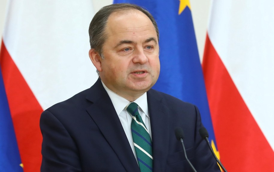 Konrad Szymański przekonuje, że środki na Krajowy Plan Odbudowy trafią do Polski przed końcem roku /Rafał Guz /PAP