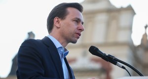 Końskie zaloty PiS do Konfederacji? "Wiesz, że macie problem..."