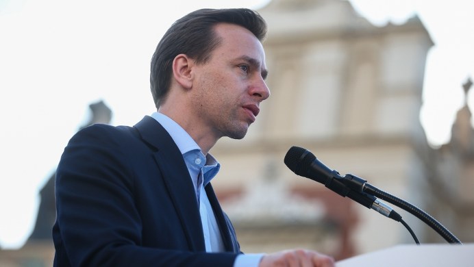 Końskie zaloty PiS do Konfederacji? 