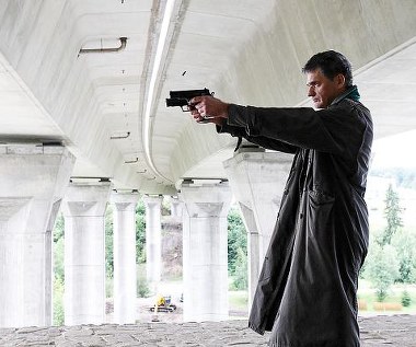 Konstantin Ławronienko w scenie z filmu "Kajinek"