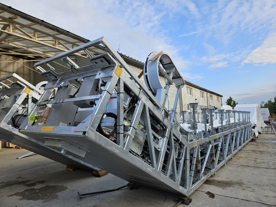 Konstrukcja nowych schodów / Zarząd Dróg Miasta Krakowa @zdmk_krakow /