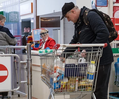 Konsumenci oceniają swoją sytuację najgorzej w historii