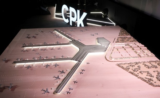 Kontratak PiS w sprawie działki pod CPK. "Absolutna patologia"