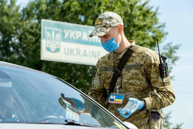 Kontrola na granicy węgiersko-ukraińskiej /UKRINFORM    /PAP/EPA