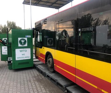 Kontrole autobusów we Wrocławiu. 20 zatrzymanych dowodów, 15 zakazów dalszej jazdy!