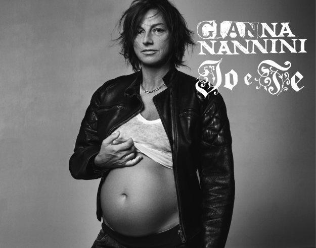 Kontrowersyjna okładka albumu "Io e Te" Gianny Nannini /