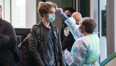 Kontrowersyjna umowa USA. Chodzi o lek stosowany w leczeniu Covid-19