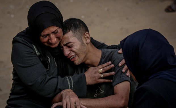 Kontrowersyjne plany Izraela. Były premier o "obozie koncentracyjnym"