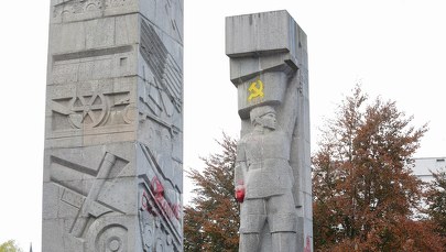 Kontrowersyjne "szubienice" mają zniknąć z Olsztyna. Jest decyzja wojewody